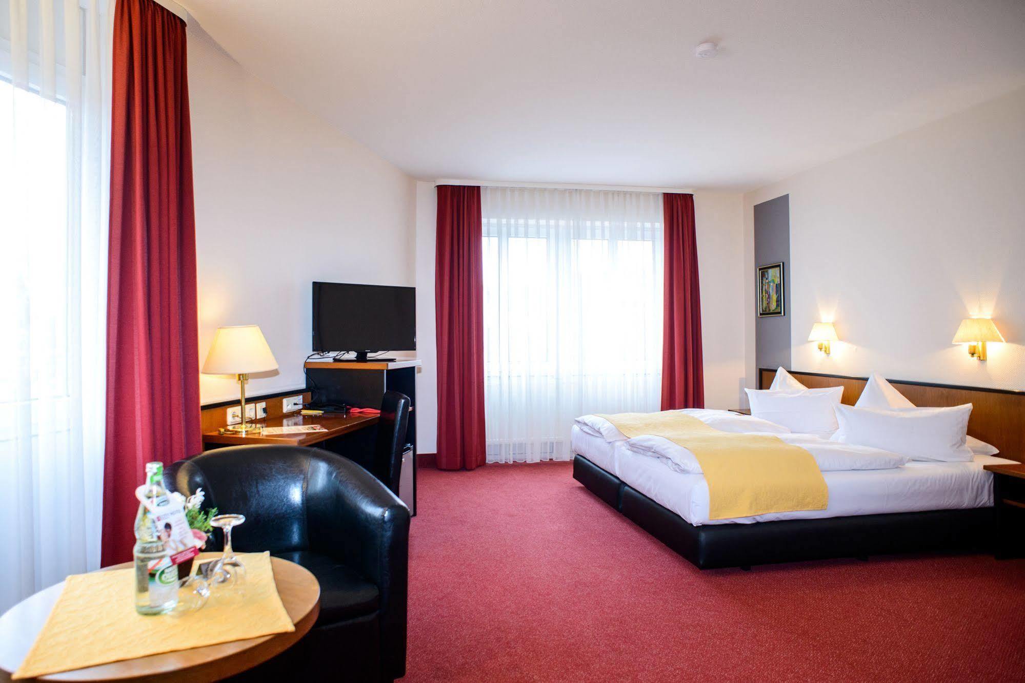 City Hotel Aschersleben Kültér fotó