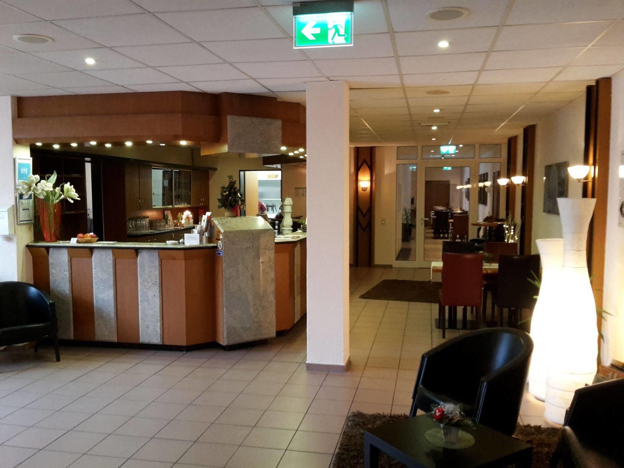 City Hotel Aschersleben Kültér fotó